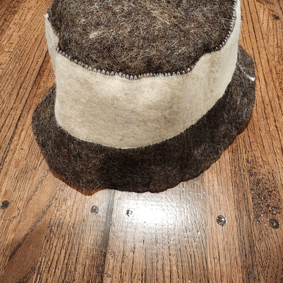 PetriStor sauna hat in traditional Ukrainian wool - Picture 2 of 5